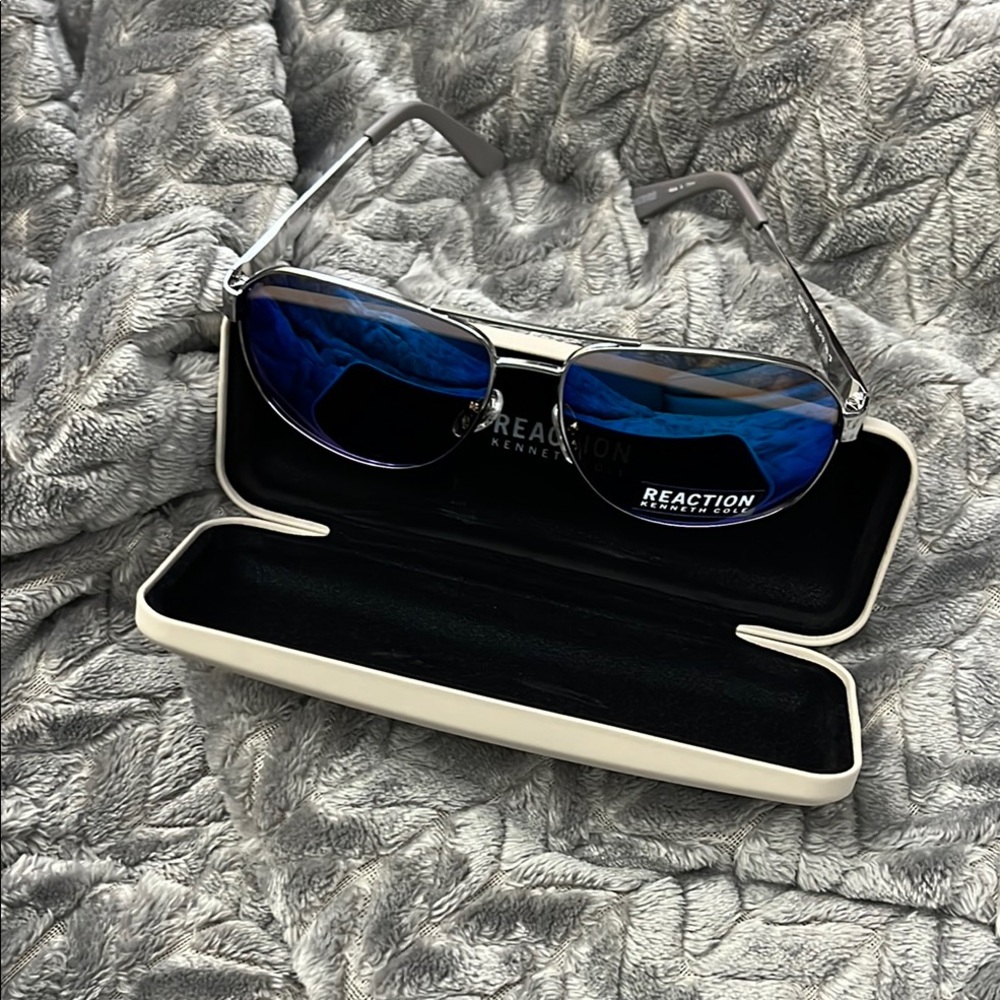 Kenneth Cole Reaction Aviator Sunglasses